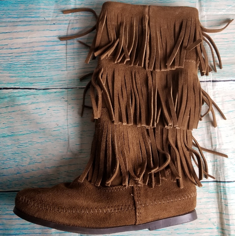 Minnetonka Three Layer Brown Boots Size 6 - image 3